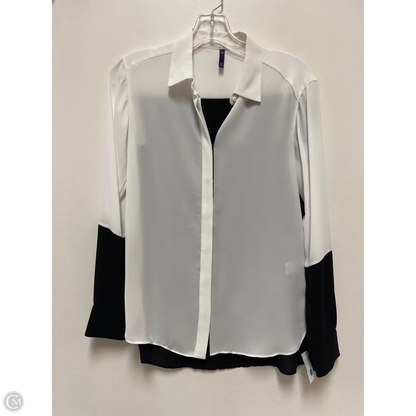 Blouse Long Sleeve By Not Your Daughters Jeans In Black & White, Size: Xs