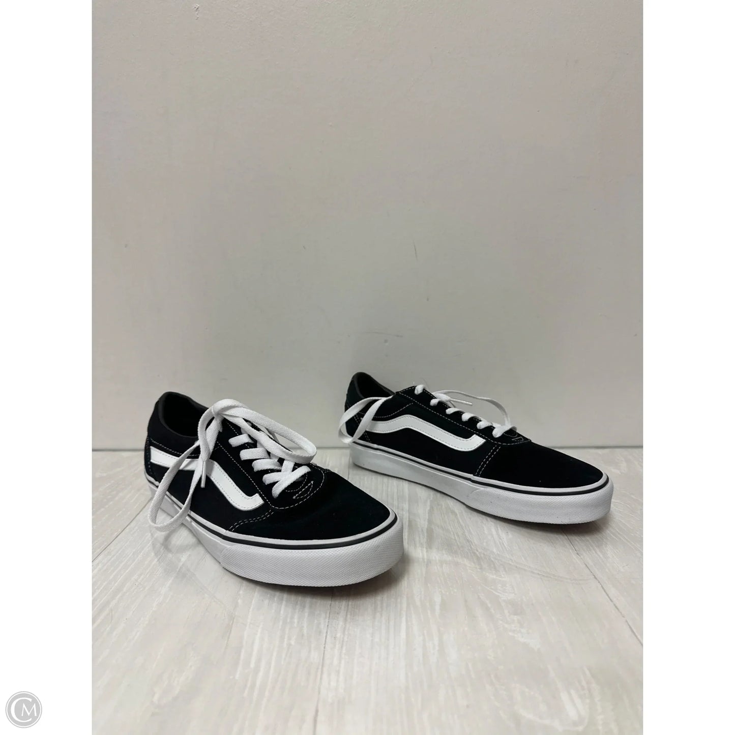 Shoes Sneakers By Vans In Black, Size: 9
