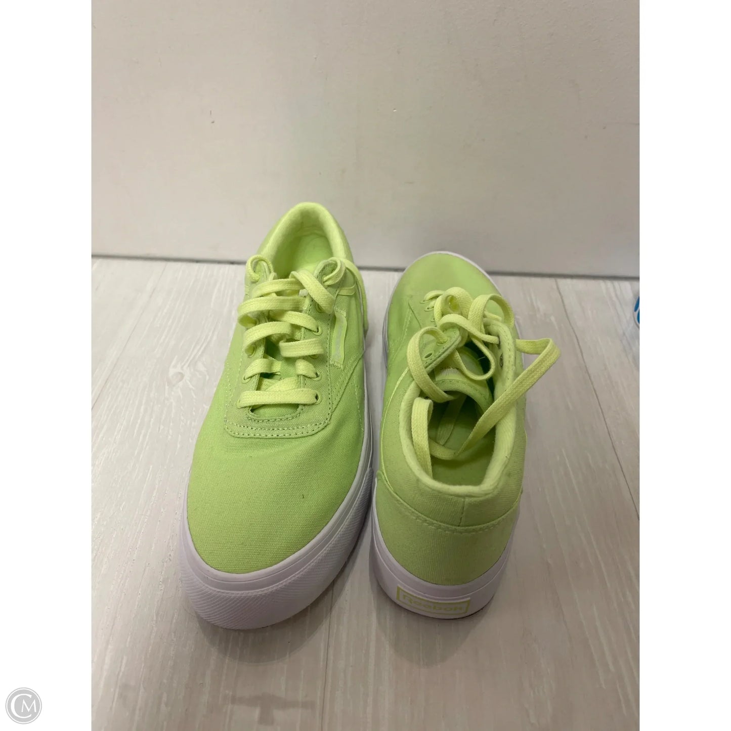 Shoes Sneakers By Reebok In Green, Size: 8.5