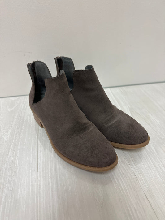 Boots Ankle Heels By Steve Madden In Taupe, Size: 8