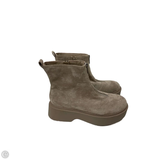 Boots Combat By Clothes Mentor In Taupe, Size: 9.5