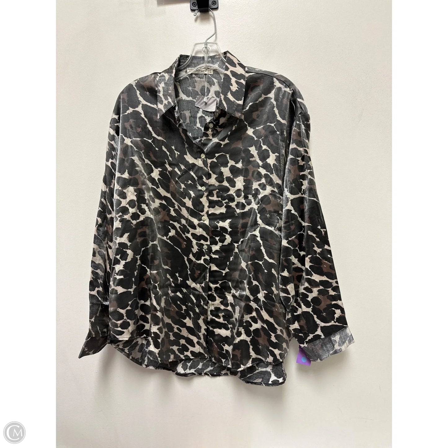 Blouse Long Sleeve By Clothes Mentor In Animal Print, Size: L