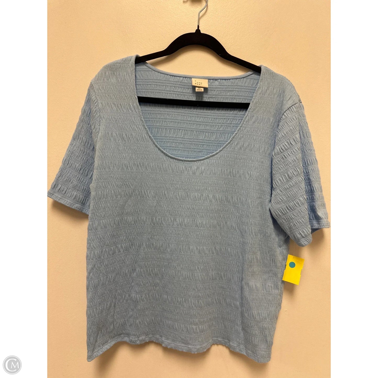 Top Short Sleeve By A New Day In Blue, Size: Xl