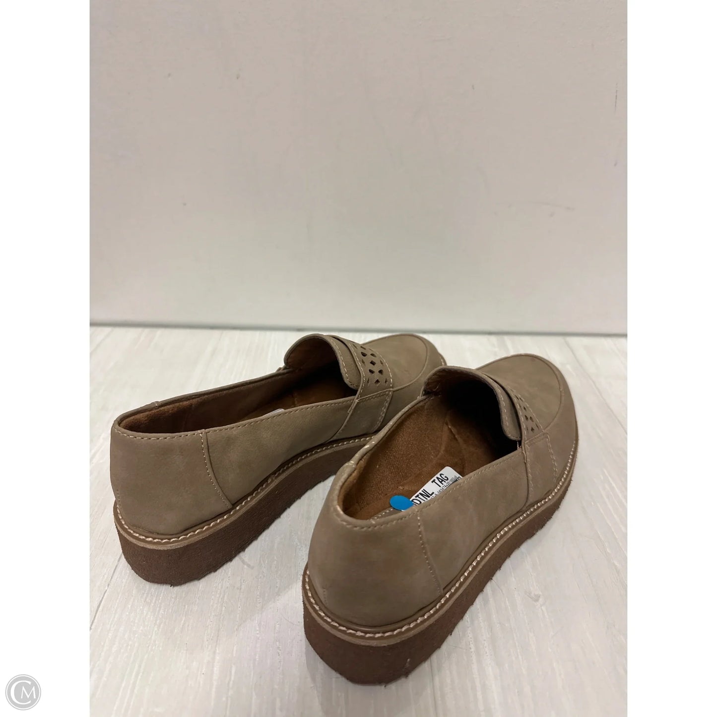 Shoes Flats By Sofft In Taupe, Size: 8