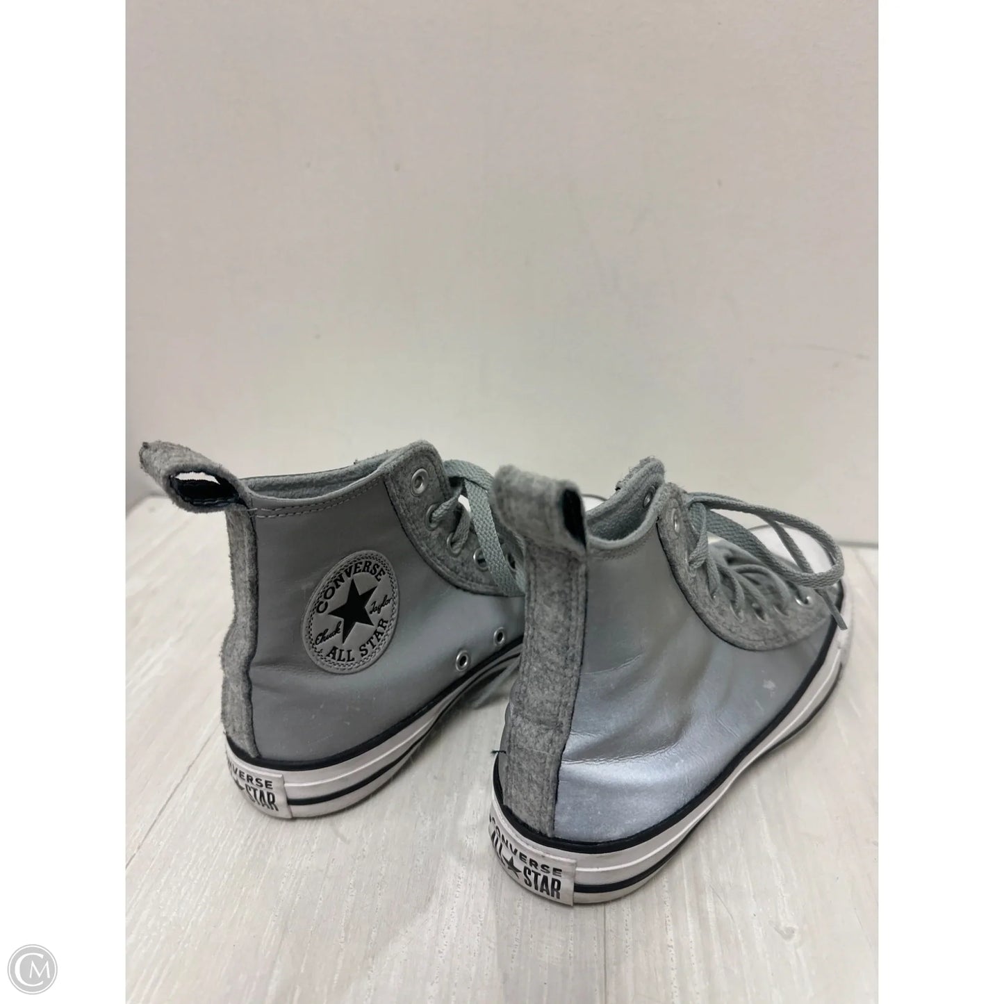Shoes Sneakers By Converse In Silver, Size: 7