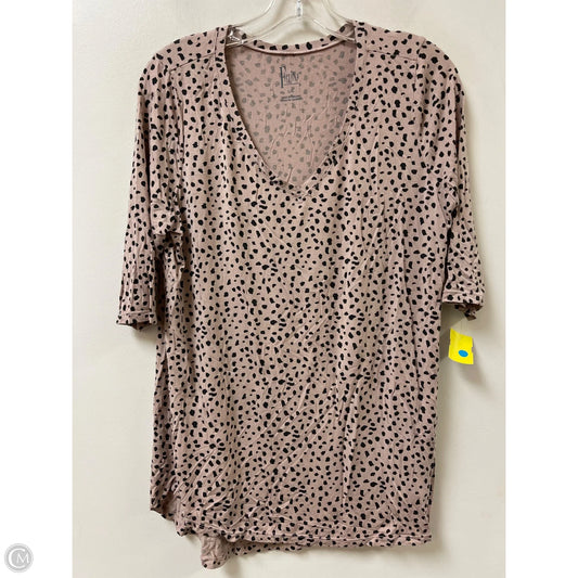 Top Short Sleeve By Felina In Animal Print, Size: L