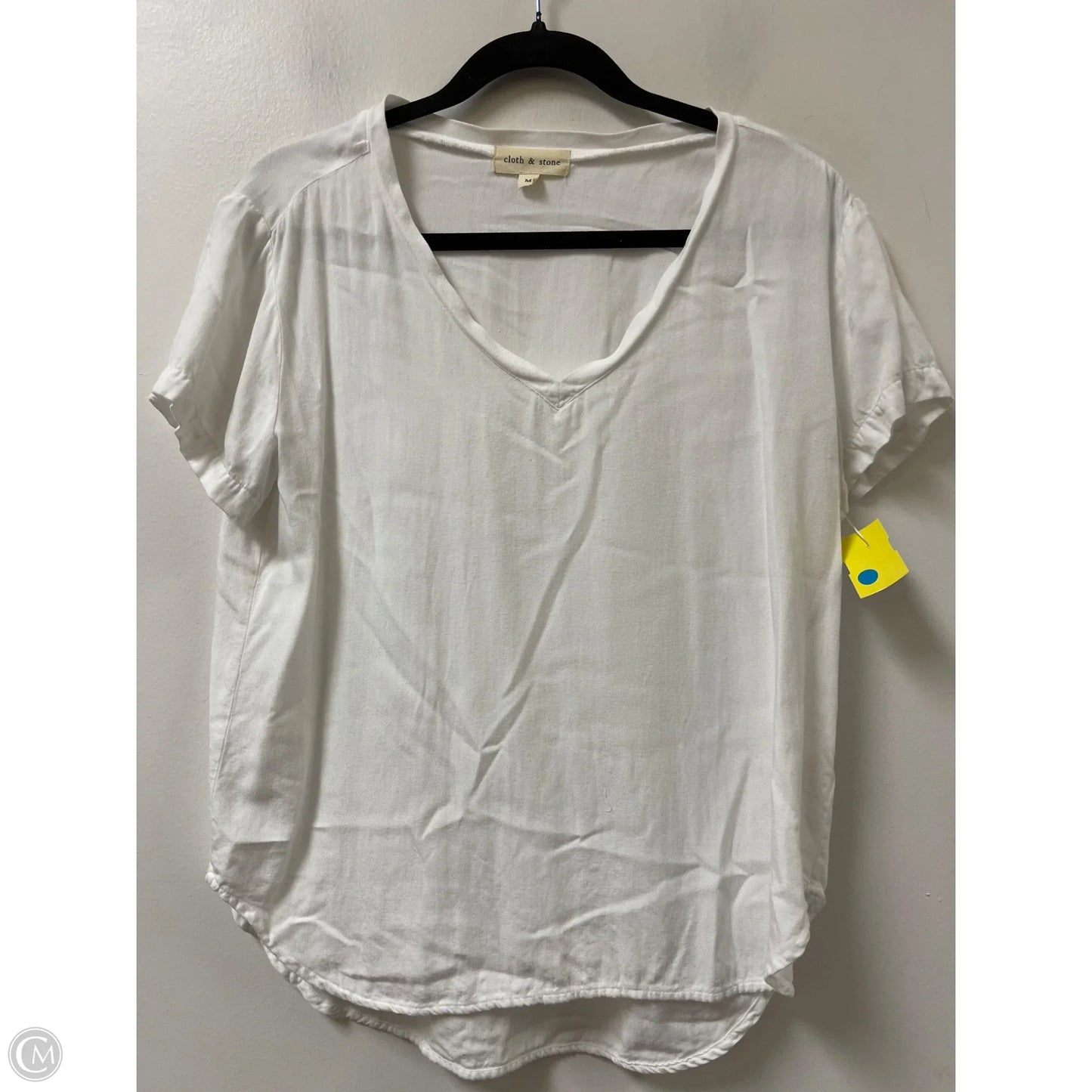 Top Short Sleeve By Cloth & Stone In White, Size: M