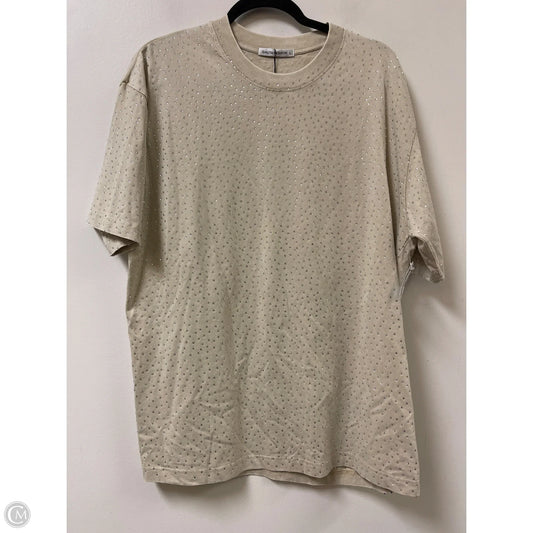 Top Short Sleeve By Clothes Mentor In Tan, Size: L