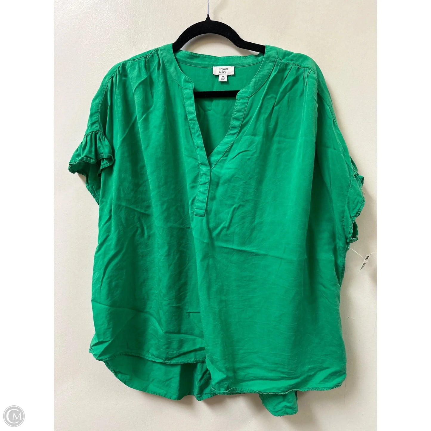 Top Short Sleeve By Crown And Ivy In Green, Size: Xl