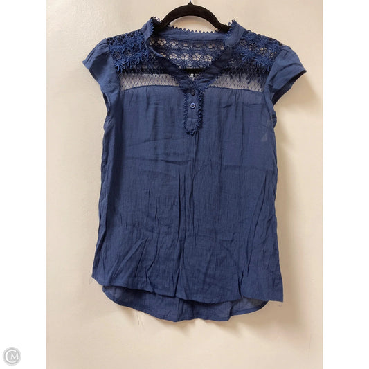 Top Short Sleeve By Clothes Mentor In Blue, Size: S