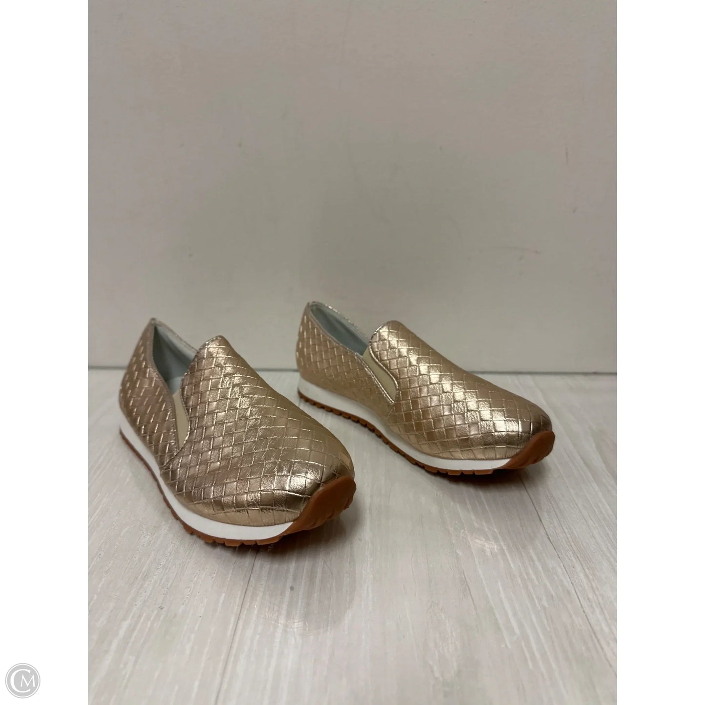 Shoes Flats By Clothes Mentor In Gold, Size: 8.5