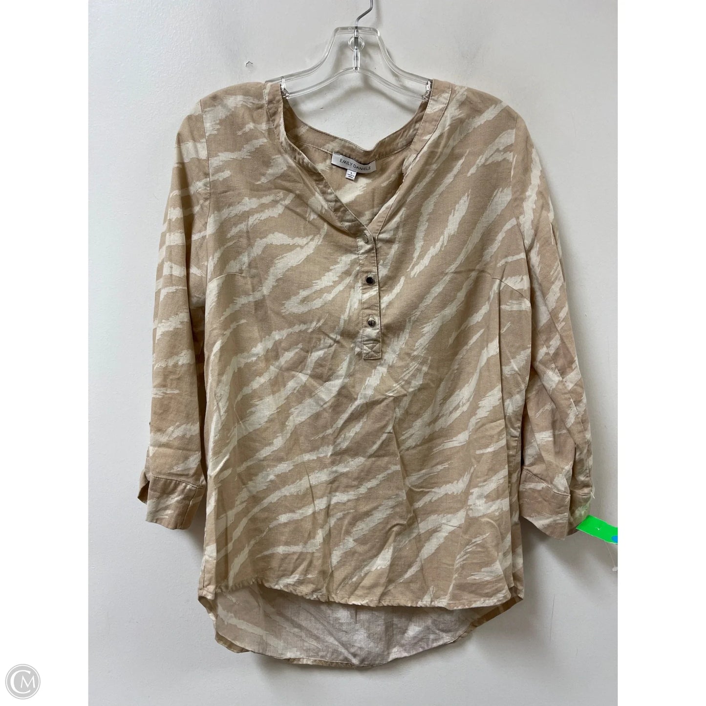 Top Long Sleeve By Emily Daniels In Cream, Size: L