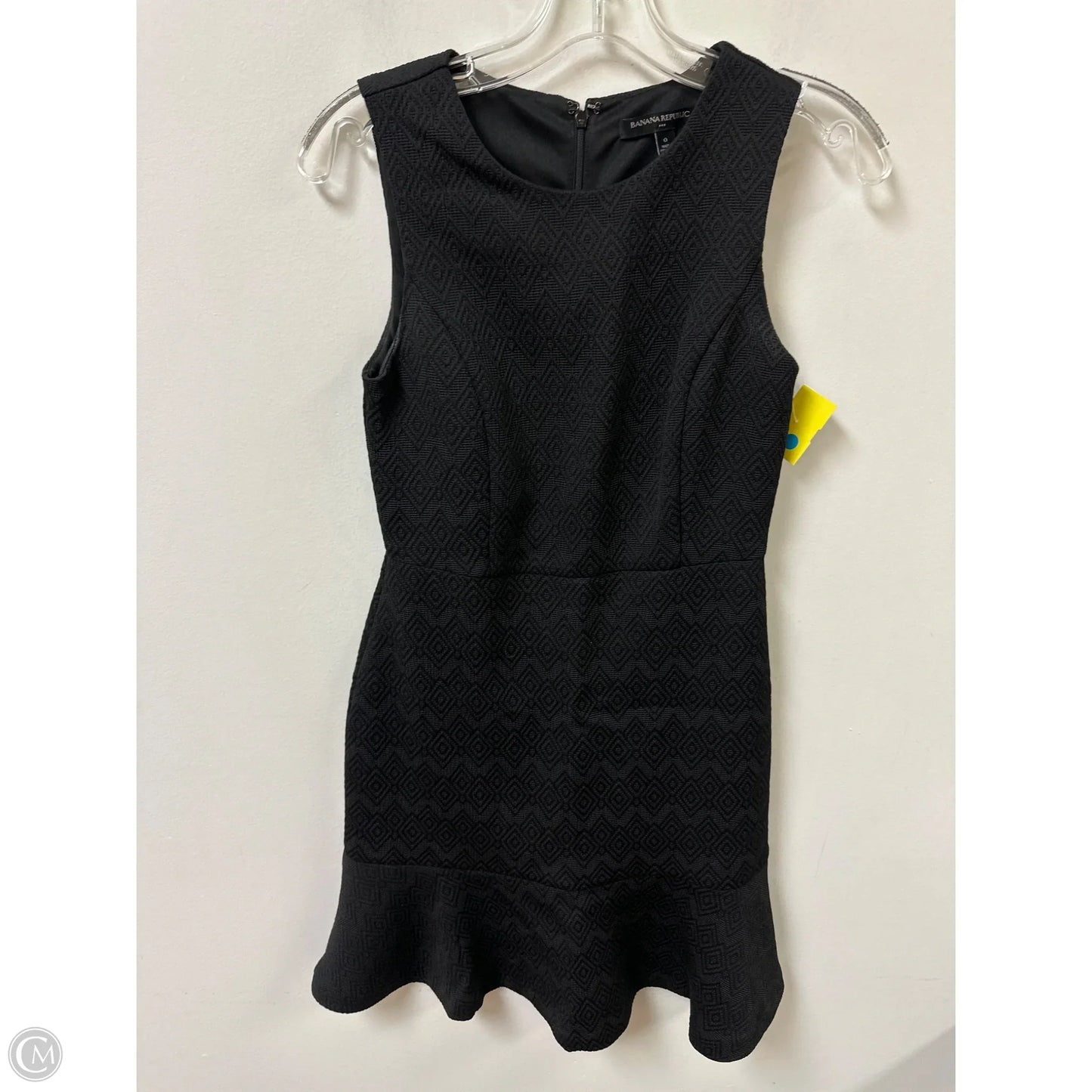 Dress Casual Short By Banana Republic In Black, Size: Xs