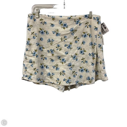 Skort By Old Navy In Cream, Size: M