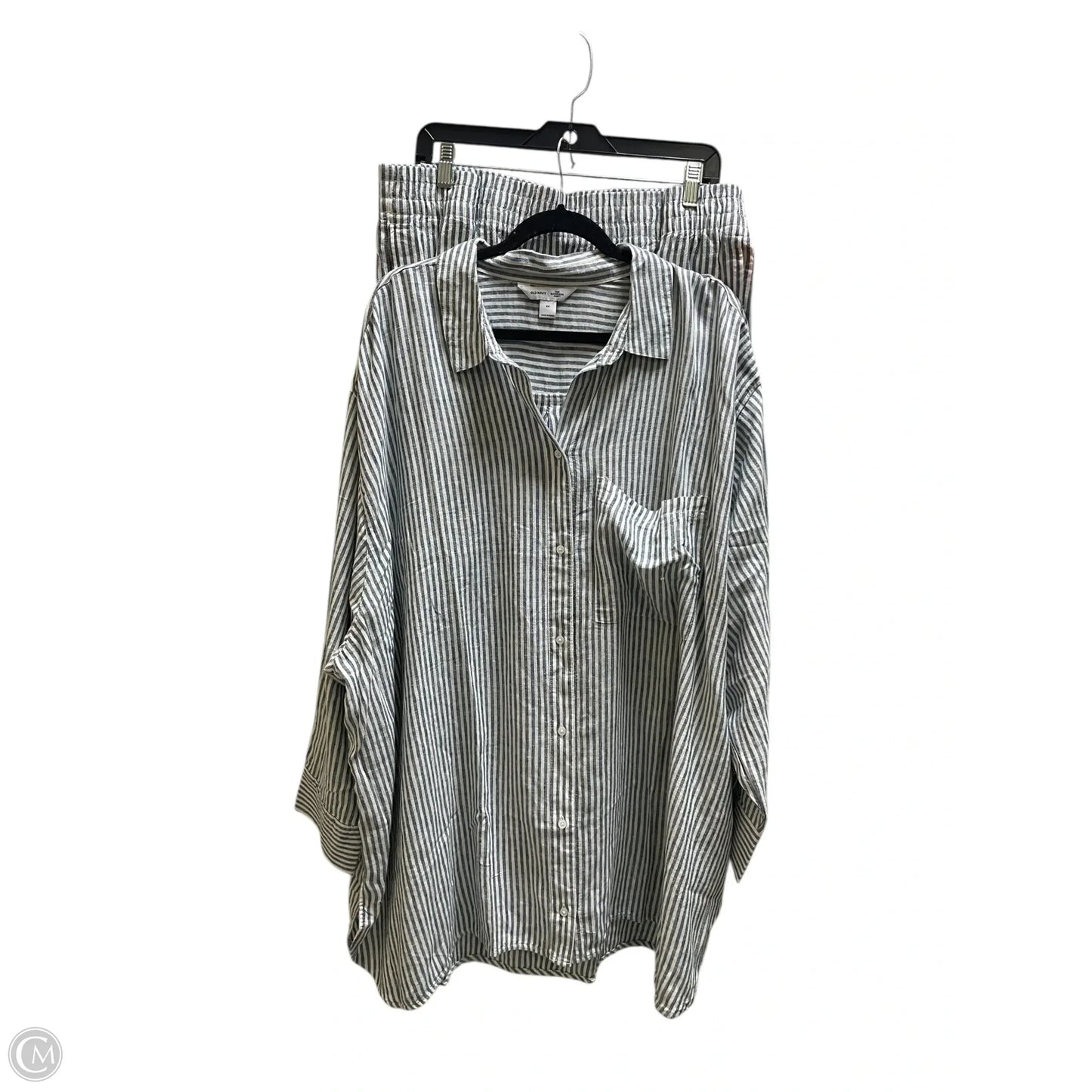 Shorts Set By Old Navy In Striped Pattern, Size: 4x