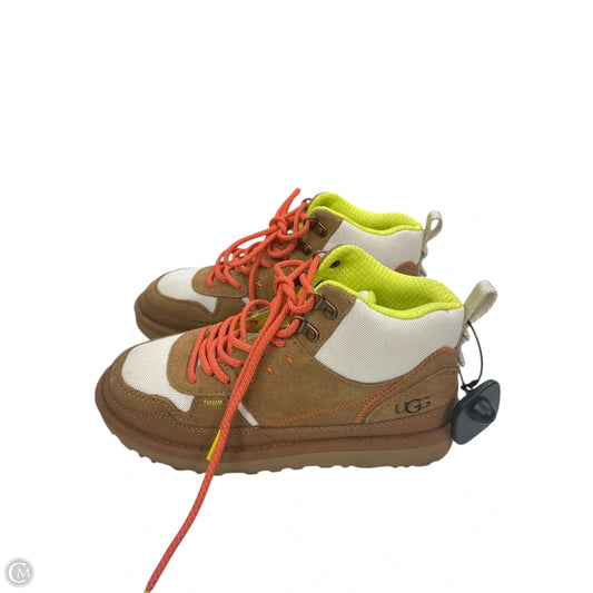 Shoes Designer By Ugg In Brown, Size: 7