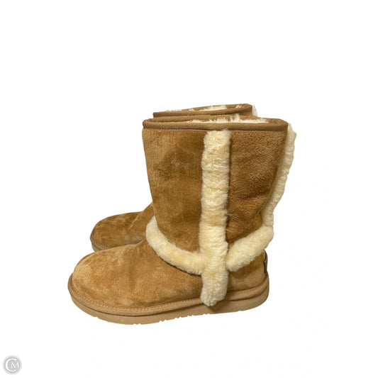 Boots Designer By Ugg In Brown, Size: 7