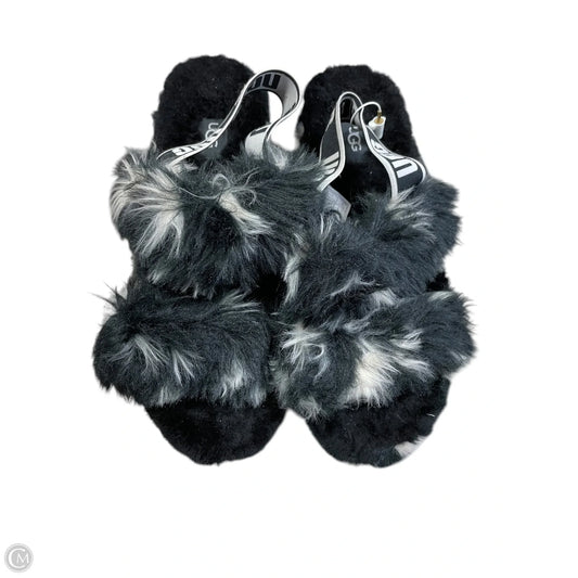 Sandals Designer By Ugg In Black, Size: 9