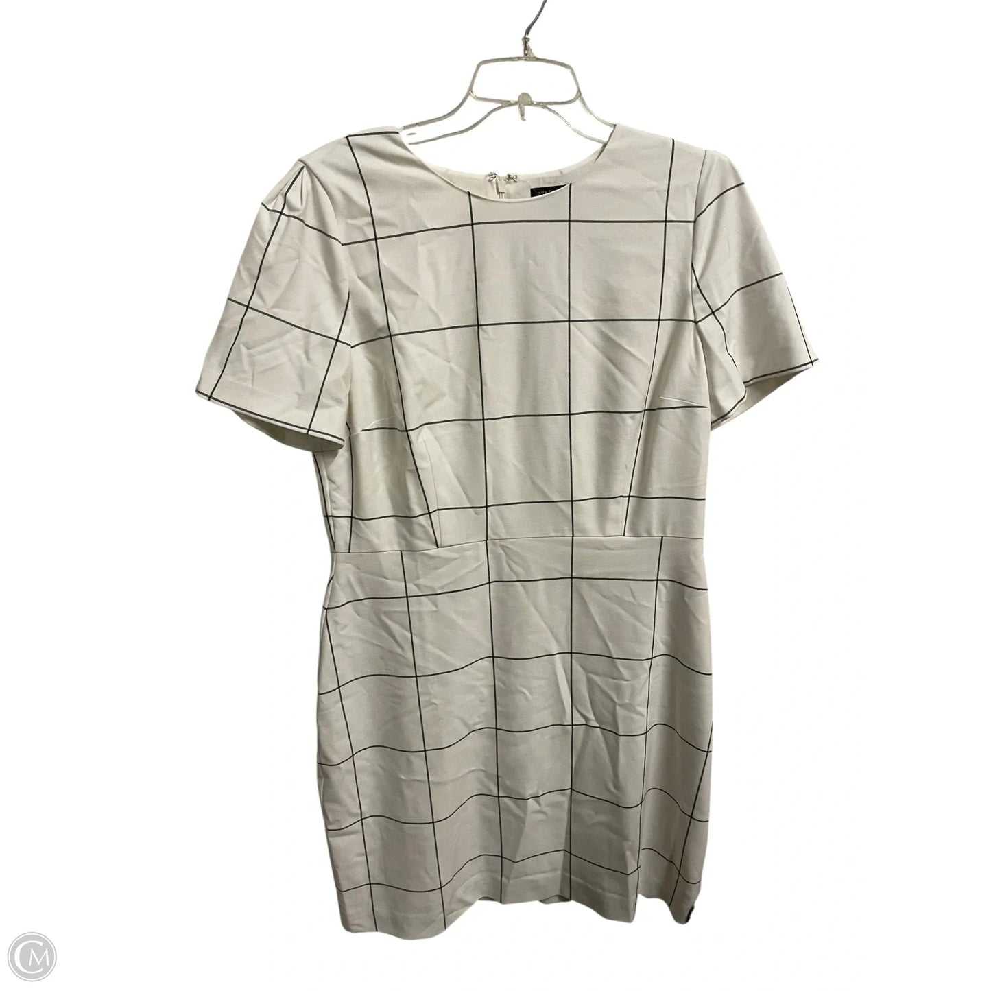 Dress Casual Short By Ann Taylor In White, Size: M