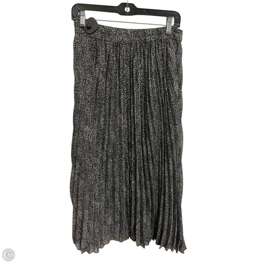 Skirt Midi By Clothes Mentor In Black, Size: M