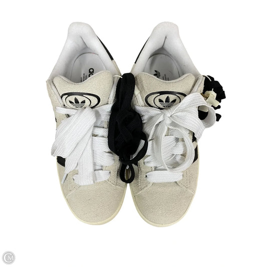 Shoes Sneakers By Adidas In Cream, Size: 7.5