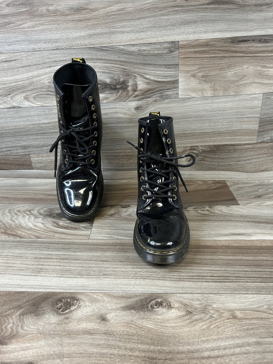 Boots Ankle Flats By Dr Martens  Size: 8