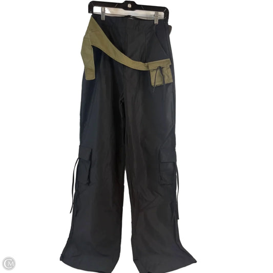 Pants Cargo & Utility By Pretty Little Thing In Black & Green, Size: 6