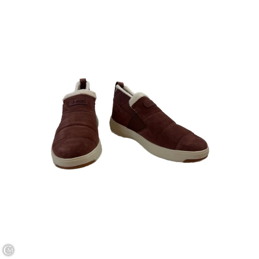 Shoes Flats By Clothes Mentor In Maroon, Size: 7.5