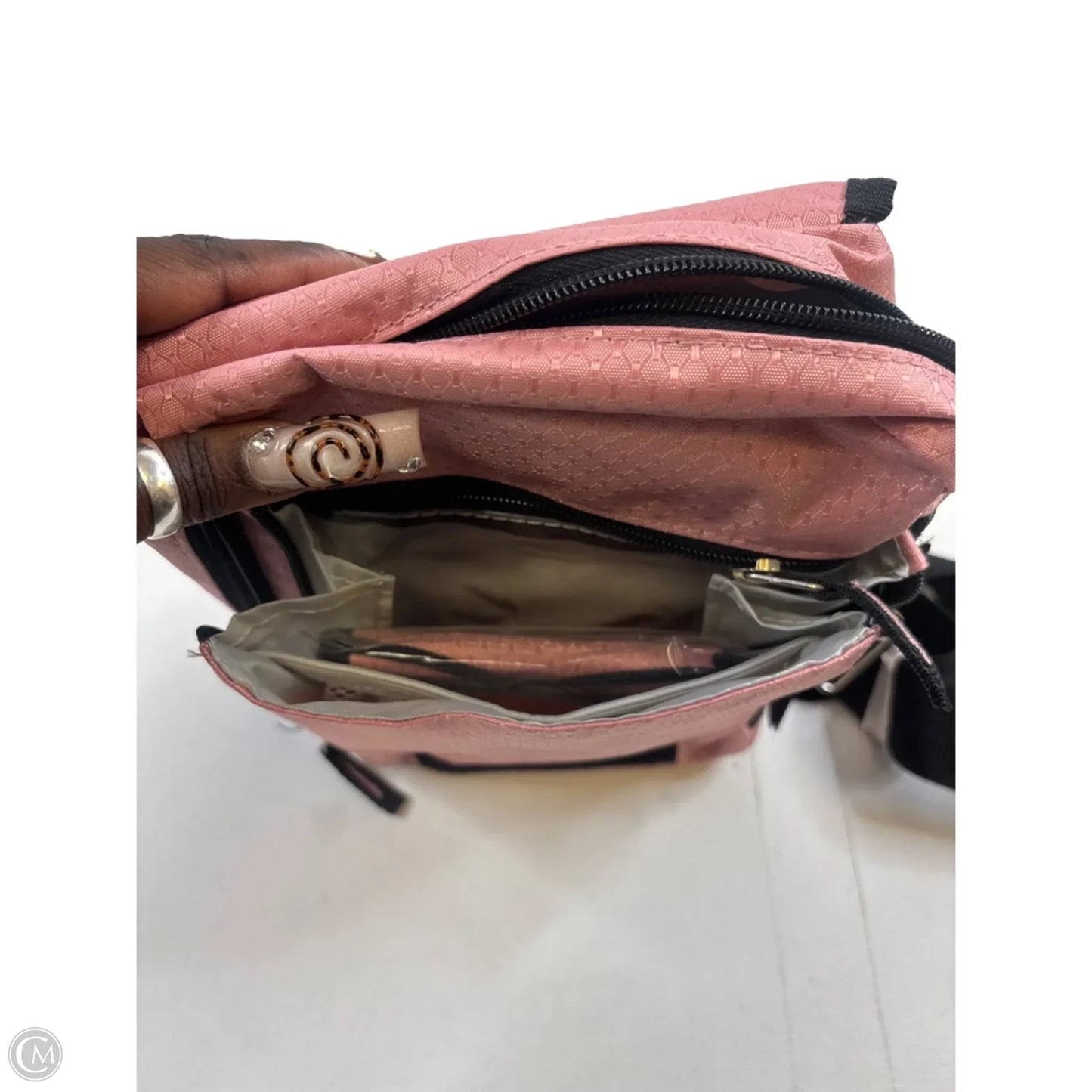 Crossbody By Clothes Mentor, Size: Large