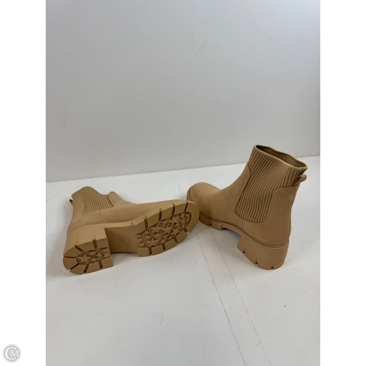Boots Ankle Heels By Clothes Mentor In Tan, Size: 7