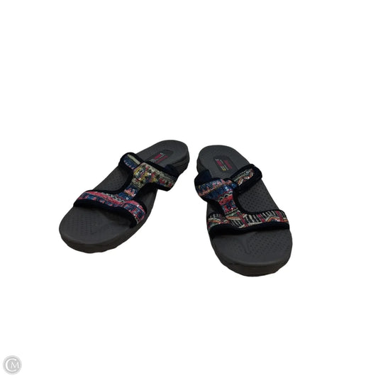 Sandals Flats By Skechers In Grey & Pink, Size: 10