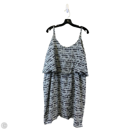 Dress Casual Short By Old Navy In Black & White, Size: Xxl