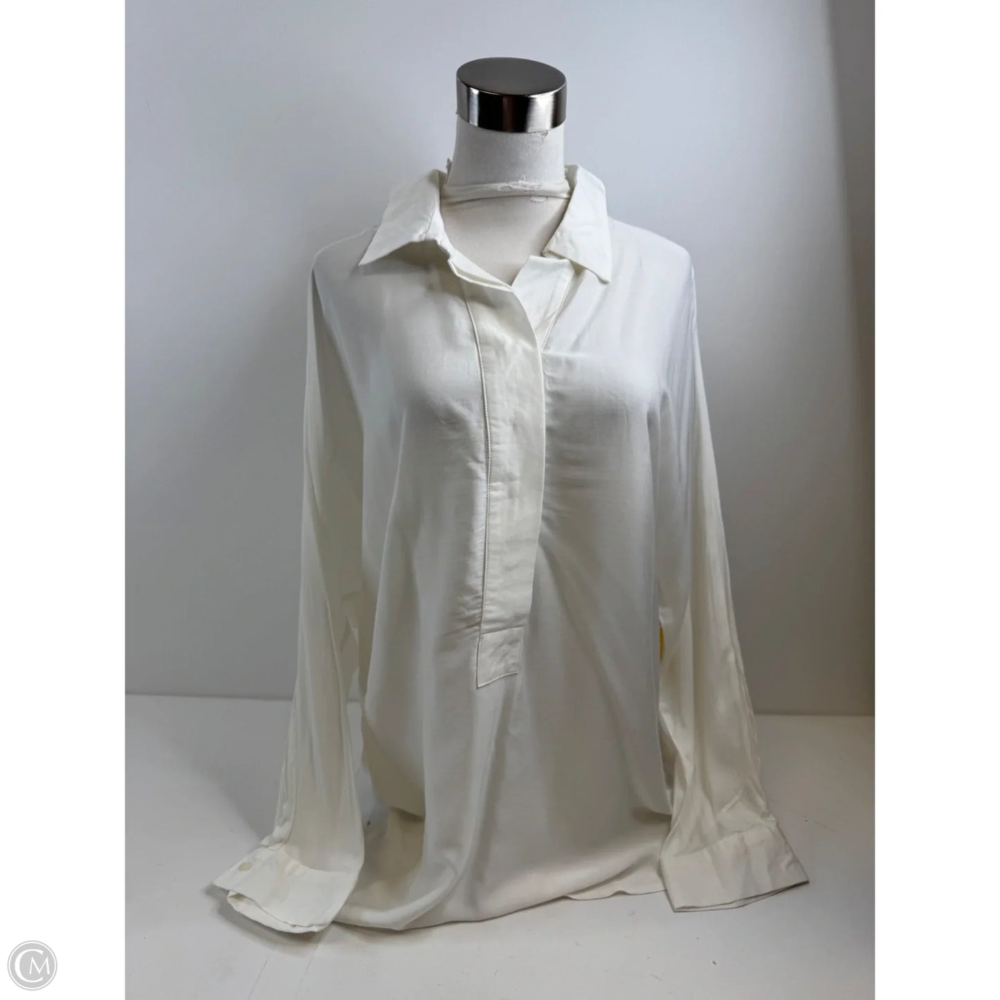 Top Long Sleeve By Lulus In White, Size: L
