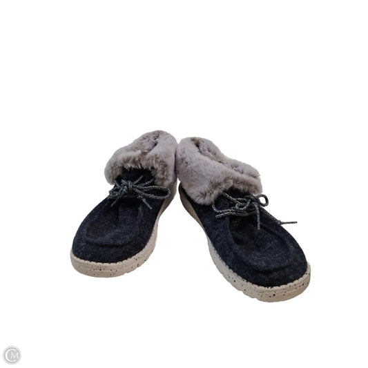 Shoes Flats By Hey Dude In Navy, Size: 7