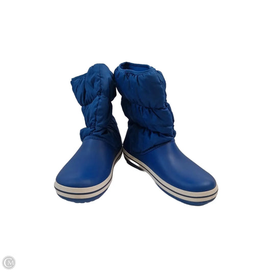 Boots Ankle Flats By Crocs In Blue, Size: 11