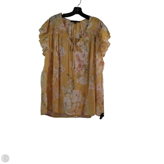 Top Short Sleeve By Harve Bernard In Yellow, Size: 3x