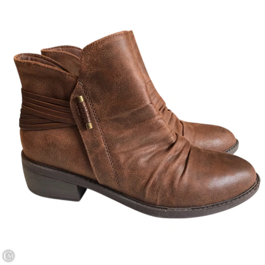 Boots Ankle Heels By Bare Traps In Brown, Size: 7
