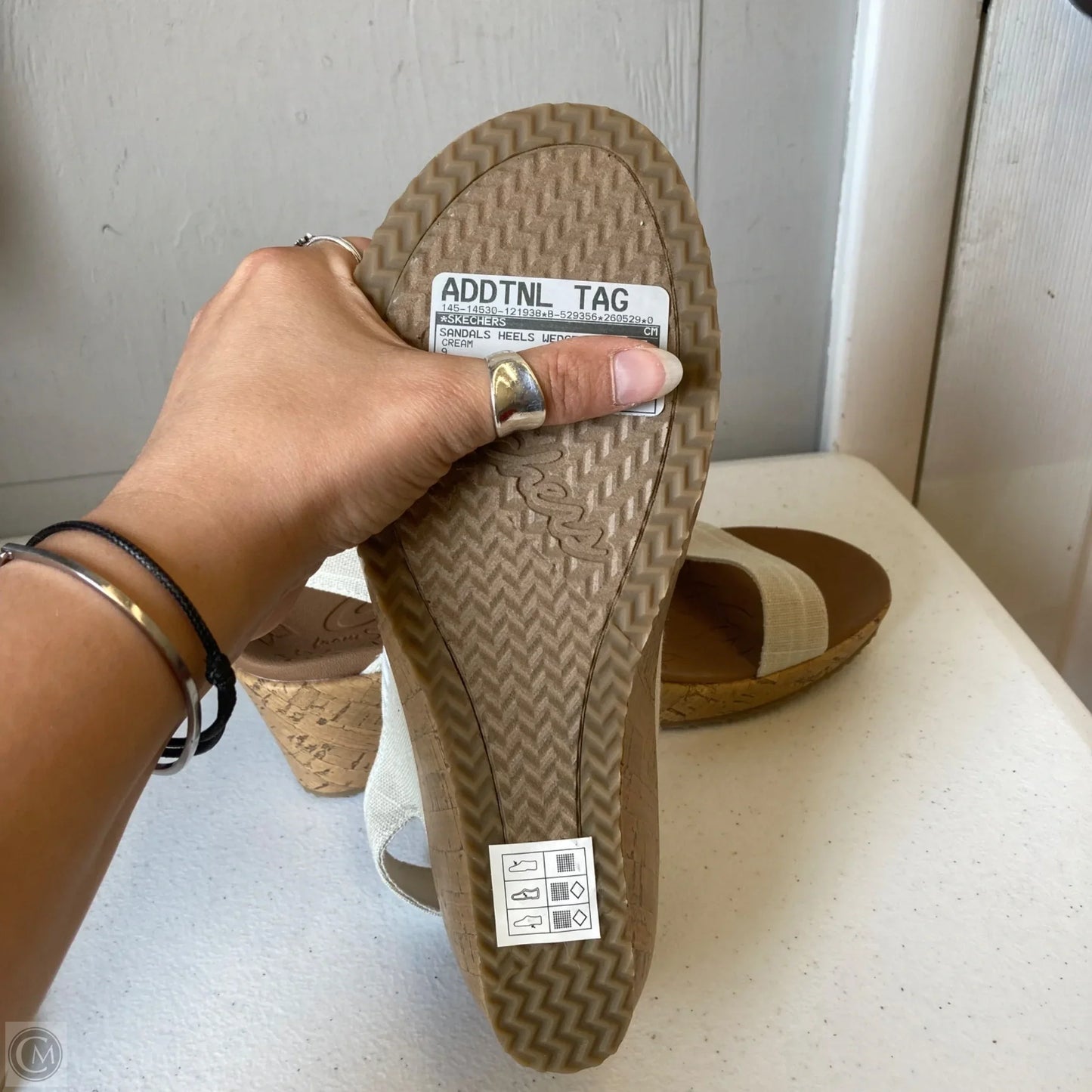 Sandals Heels Wedge By Skechers In Cream, Size: 9