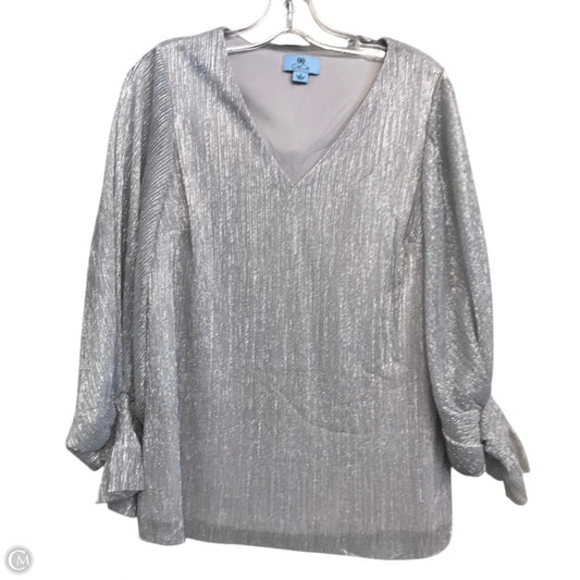 Top Long Sleeve By Cece In Silver, Size: S