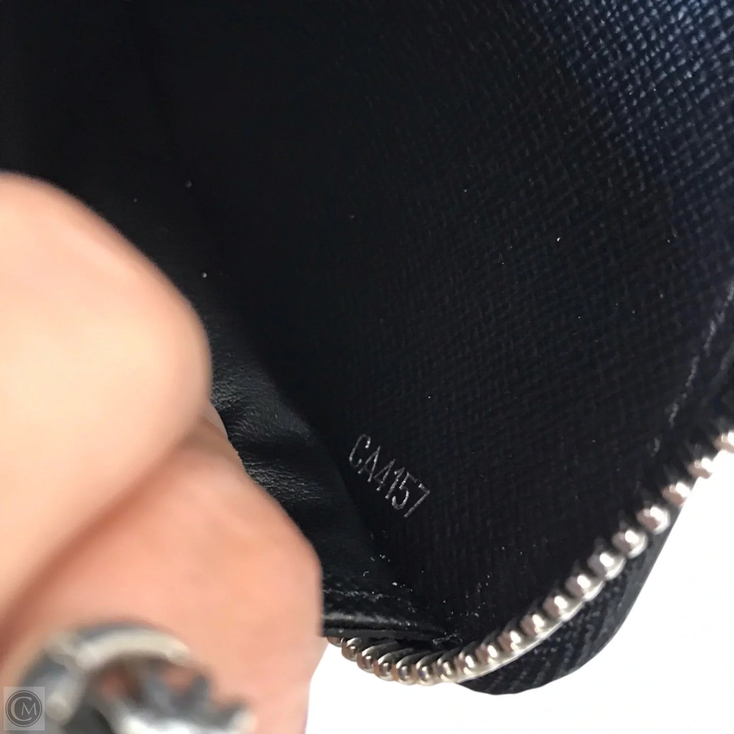 Wallet Luxury Designer By Louis Vuitton, Size: Medium