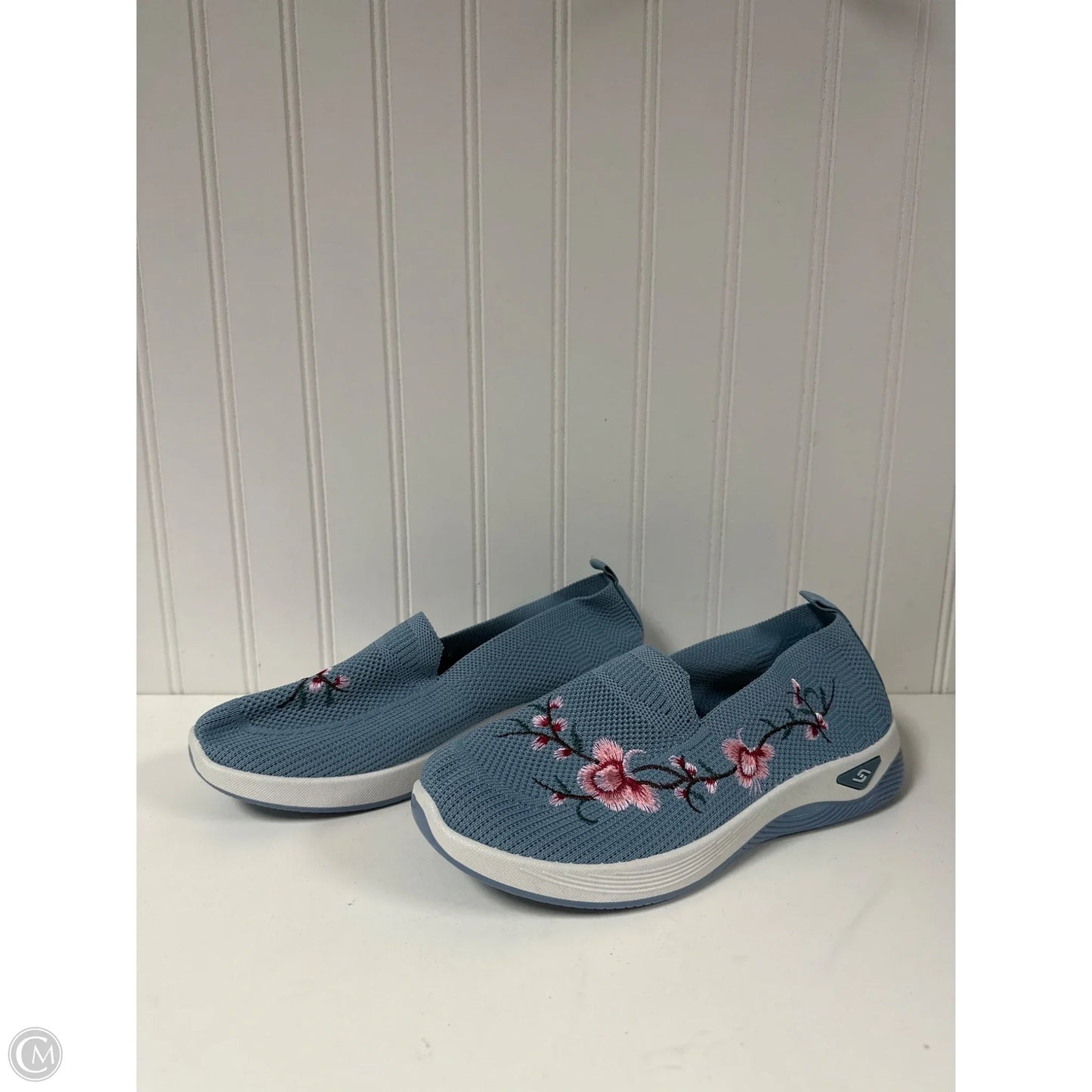Shoes Flats By Clothes Mentor In Blue, Size: 8.5