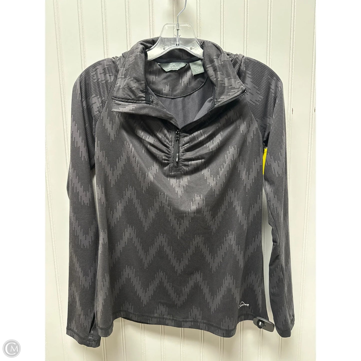 Athletic Top Long Sleeve Collar By Eddie Bauer In Grey, Size: M