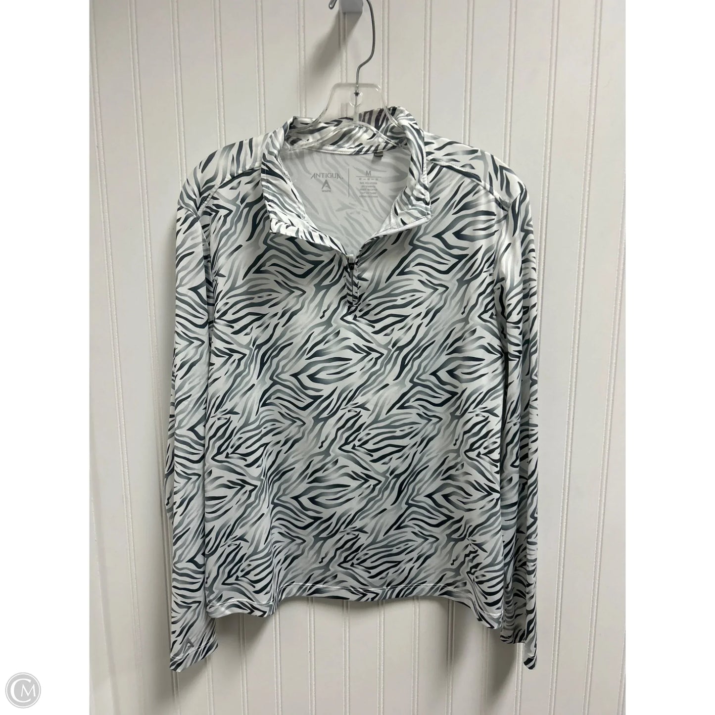 Athletic Top Long Sleeve Collar By Antigua In Grey & White, Size: M