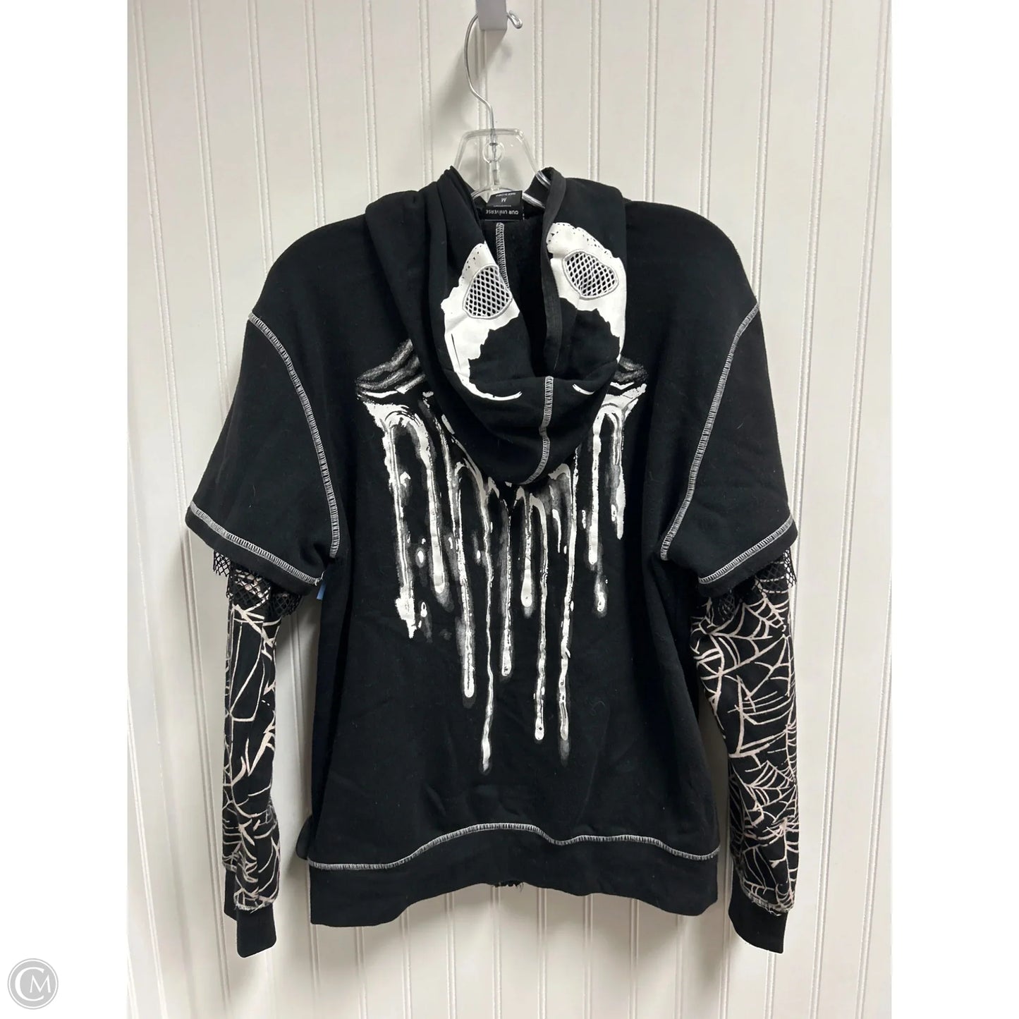 Sweatshirt Hoodie By Clothes Mentor In Black & White, Size: M