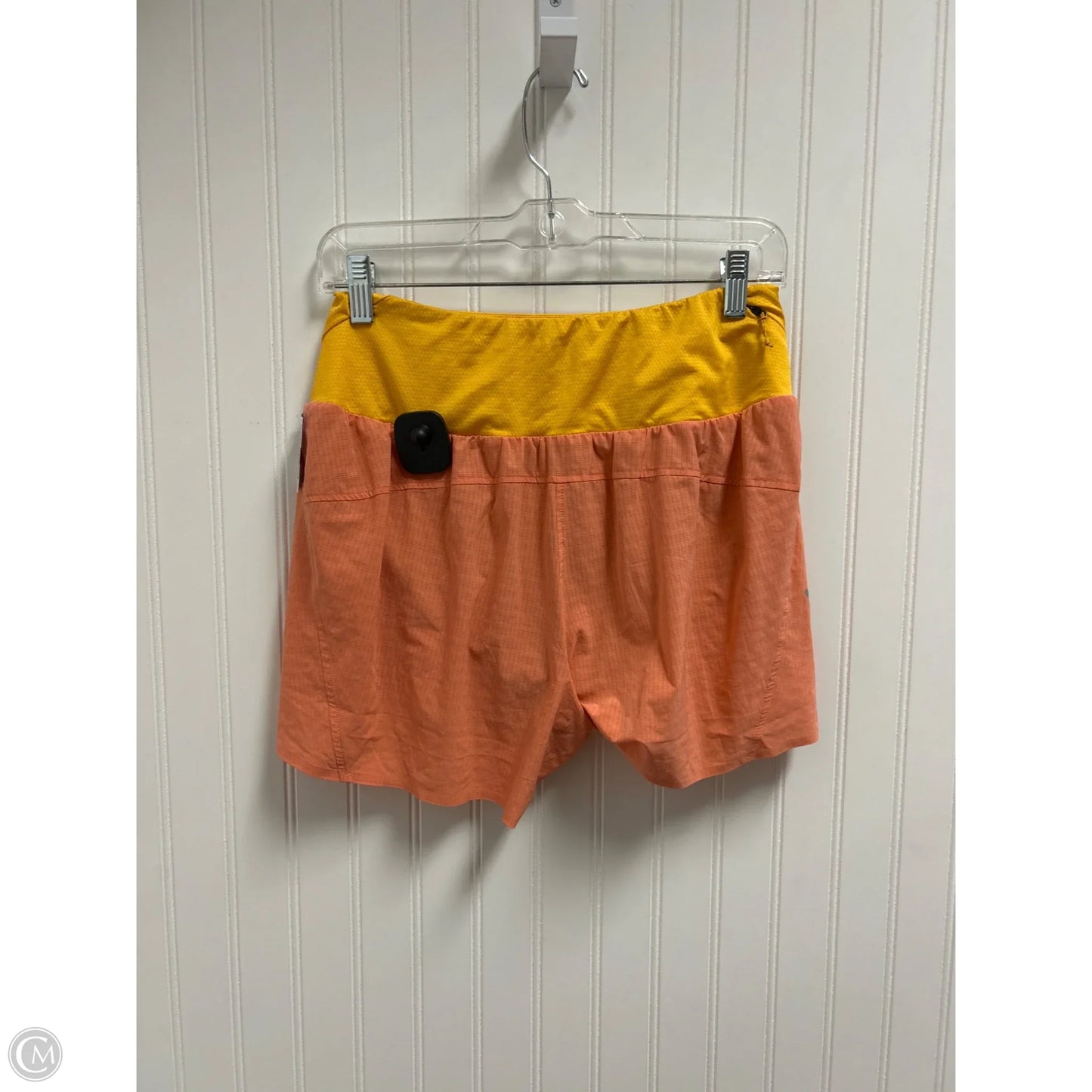 Athletic Shorts By Hoka In Peach, Size: M