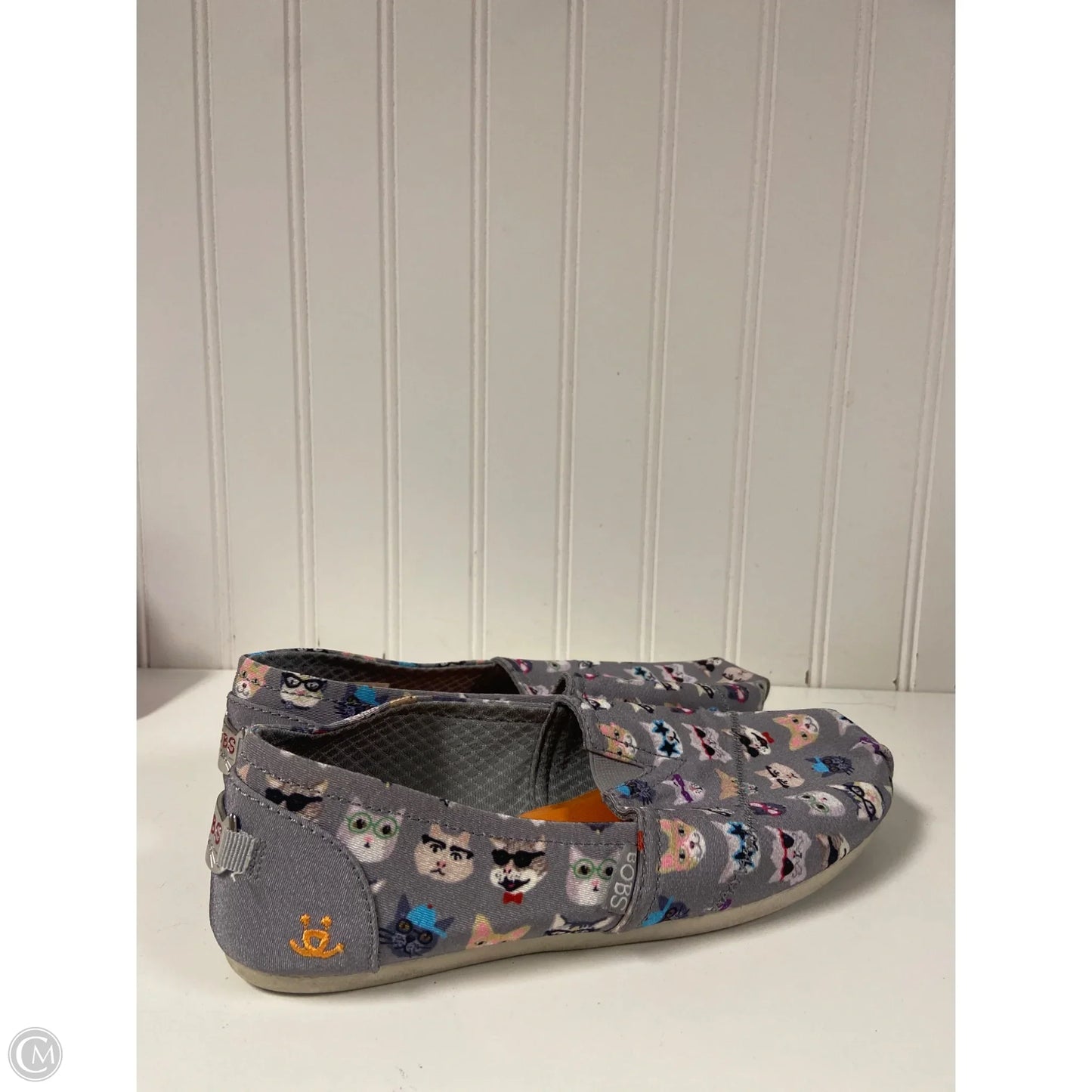 Shoes Flats By Bobs In Grey, Size: 7