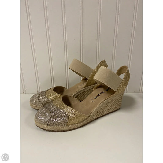 Shoes Heels Wedge By Anne Klein In Gold & Silver, Size: 6.5