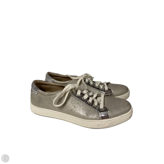 Shoes Sneakers By Johnston & Murphy In Silver, Size: 10