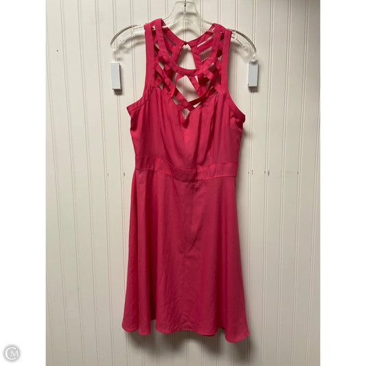 Dress Casual Short By Guess In Pink, Size: S
