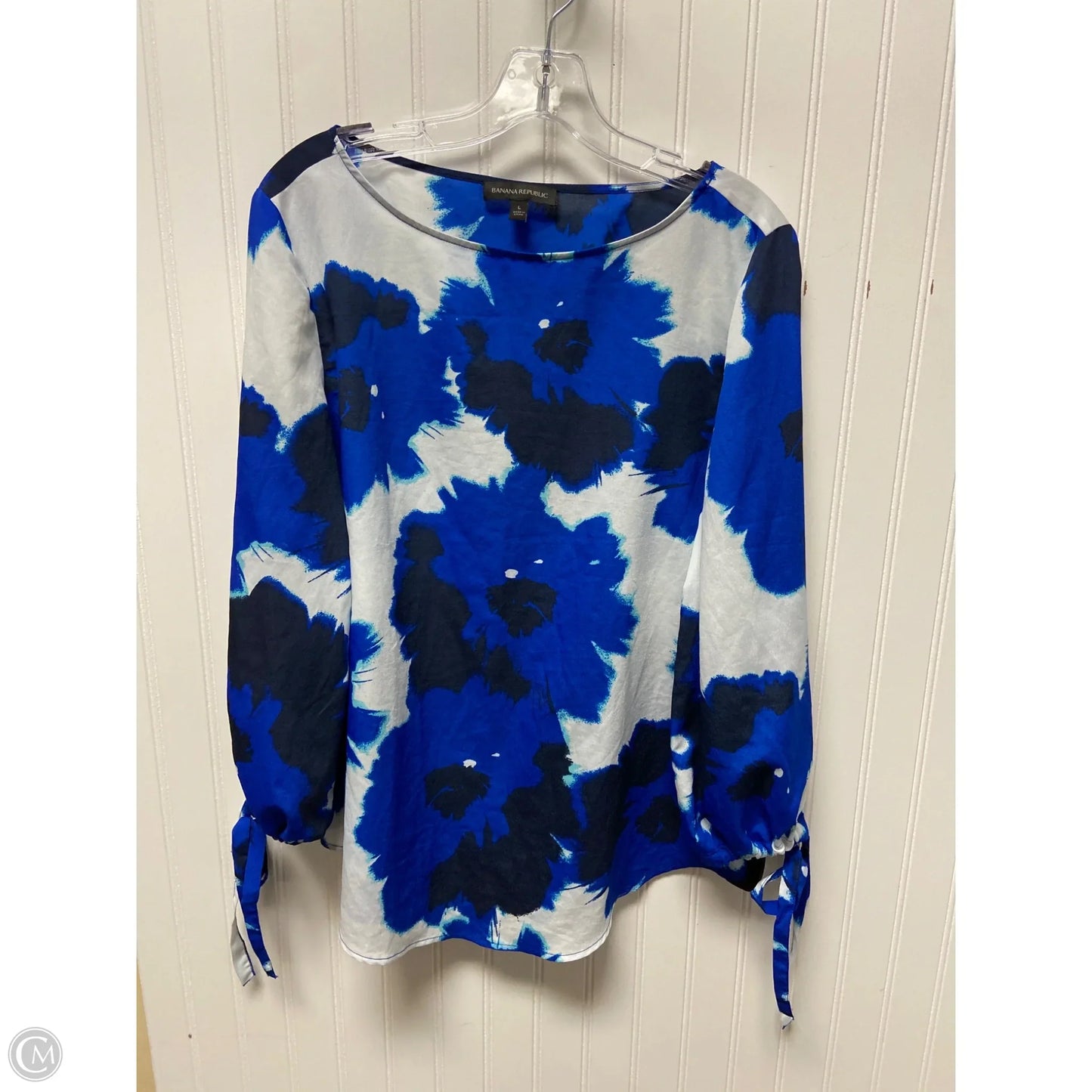Top Long Sleeve By Banana Republic In Blue & White, Size: L